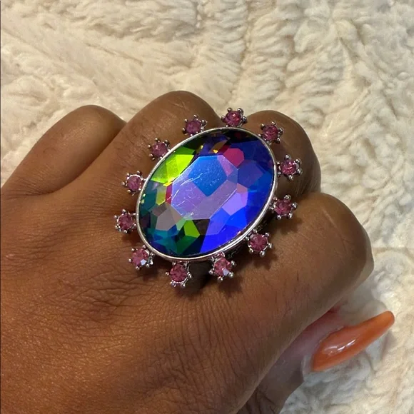 NWT Iridescent Pink Rhinestone Ring(Last One) - Picture 4 of 5